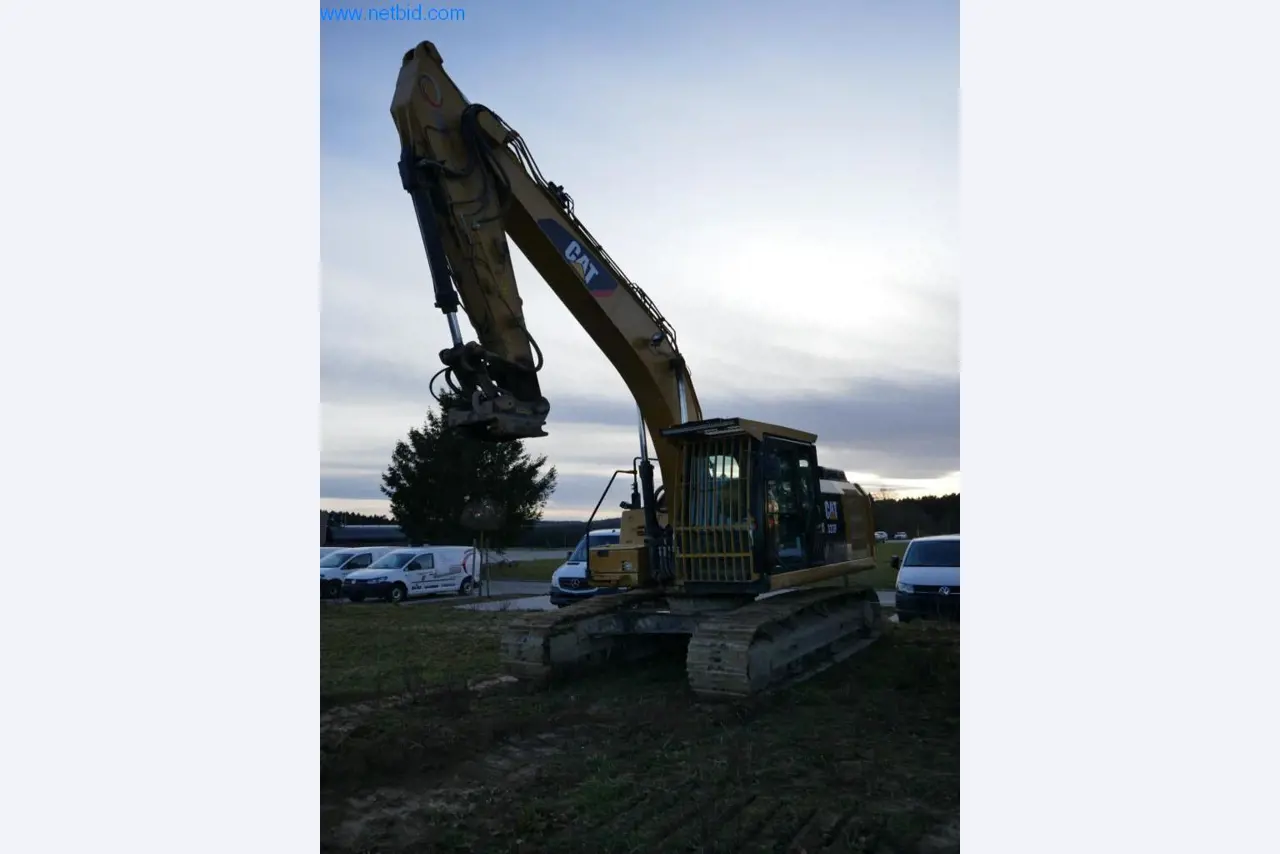 Baumaschinen und Fahrzeuge-13