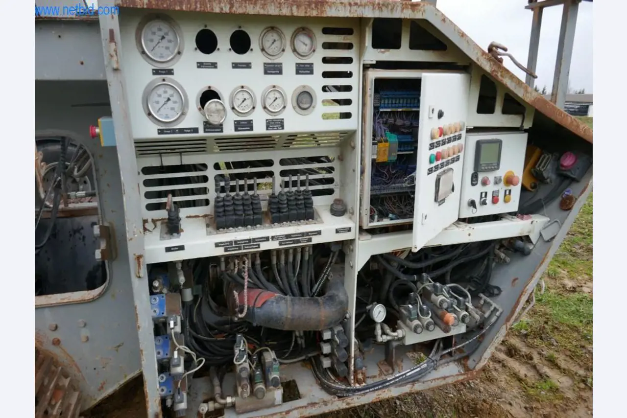 Maquinaria y vehículos de construcción-9