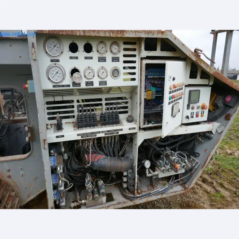 Maquinaria y vehículos de construcción-9