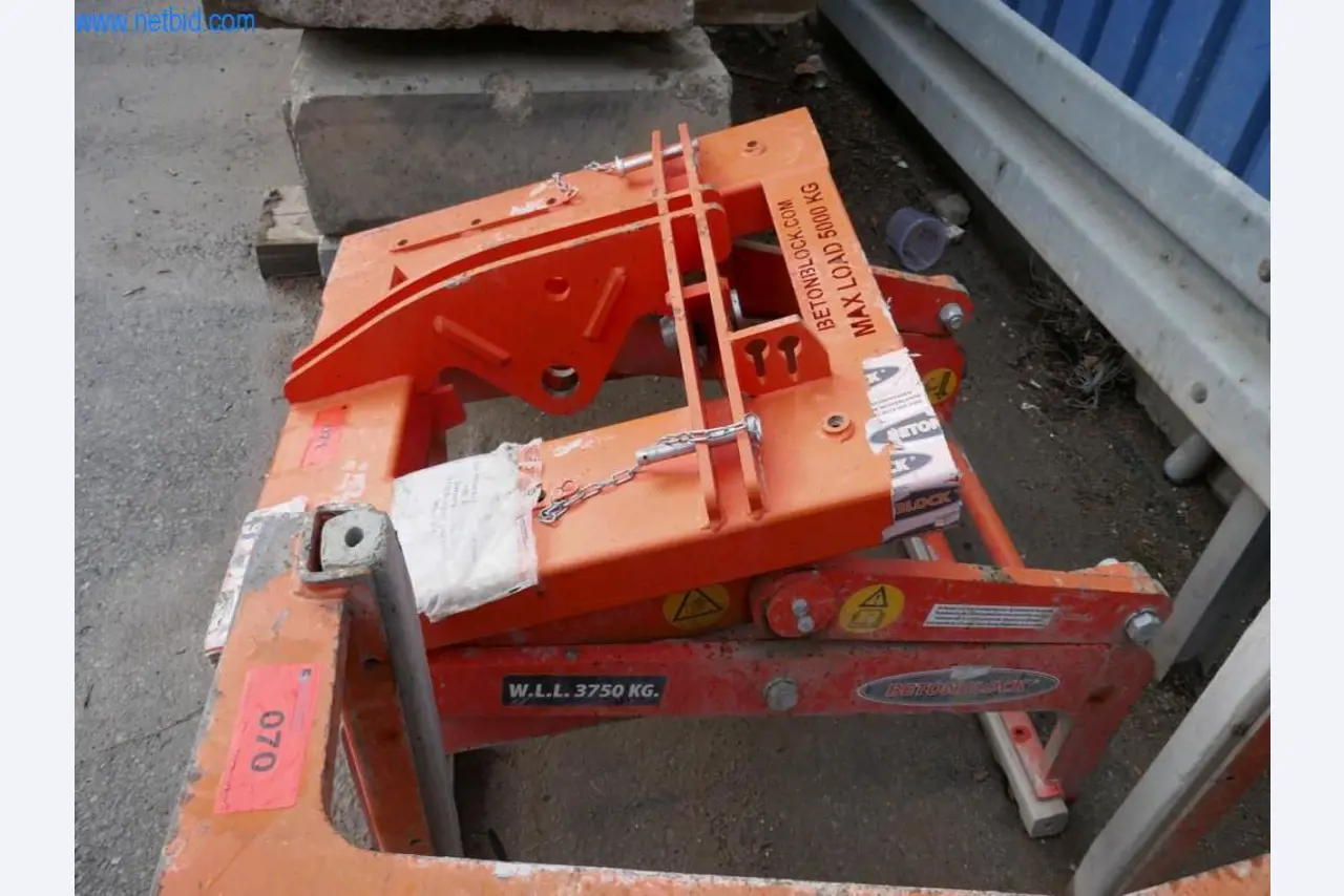 Baumaschinen und Fahrzeuge-3