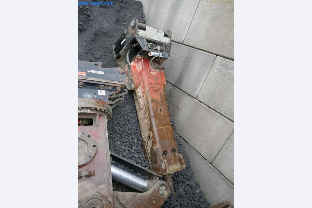 Baumaschinen und Fahrzeuge-1