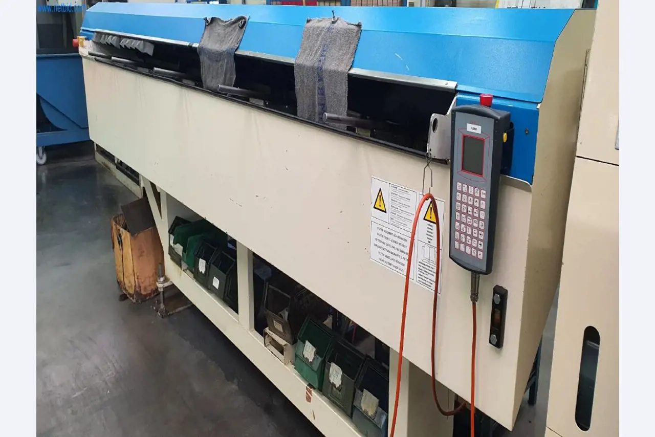 Máquinas para a produção de peças fresadas, torneadas e rectificadas-10