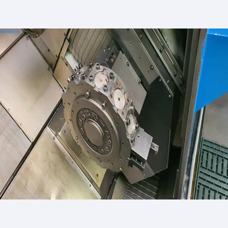 Máquinas para a produção de peças fresadas, torneadas e rectificadas-6