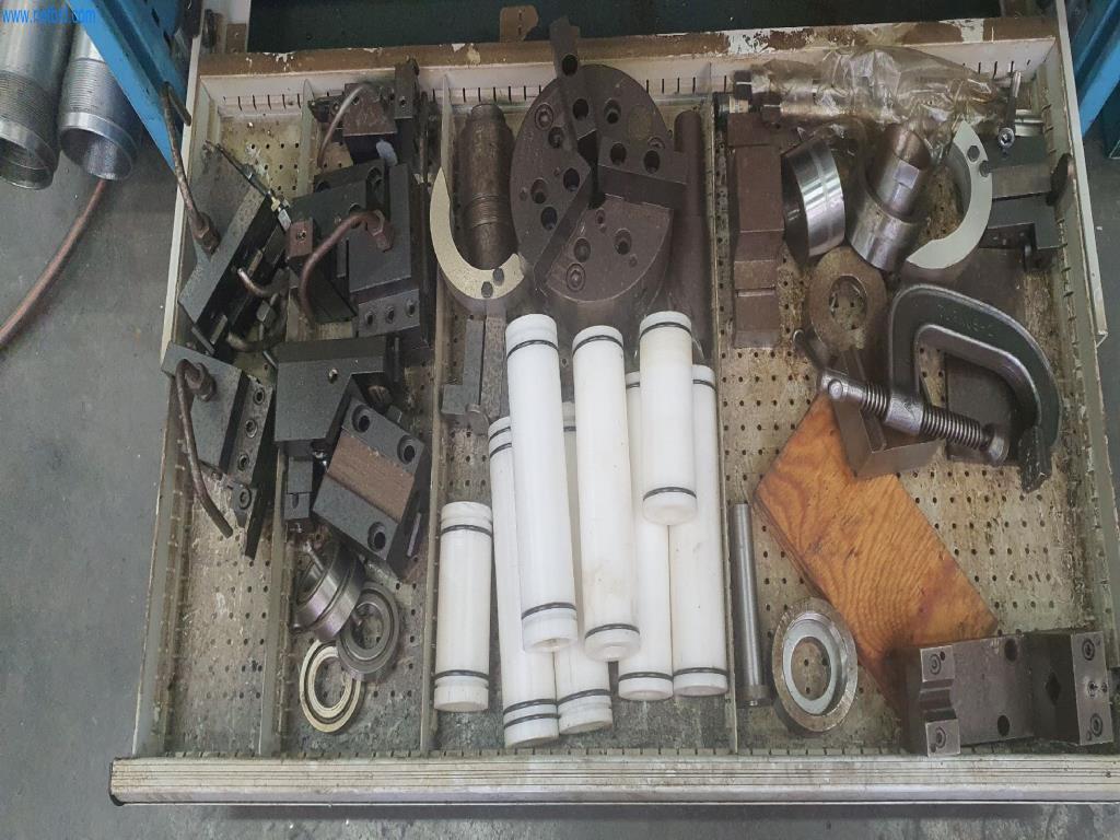 Maschinen zur Herstellung von Fräs-, Dreh- und Schleifteilen-10