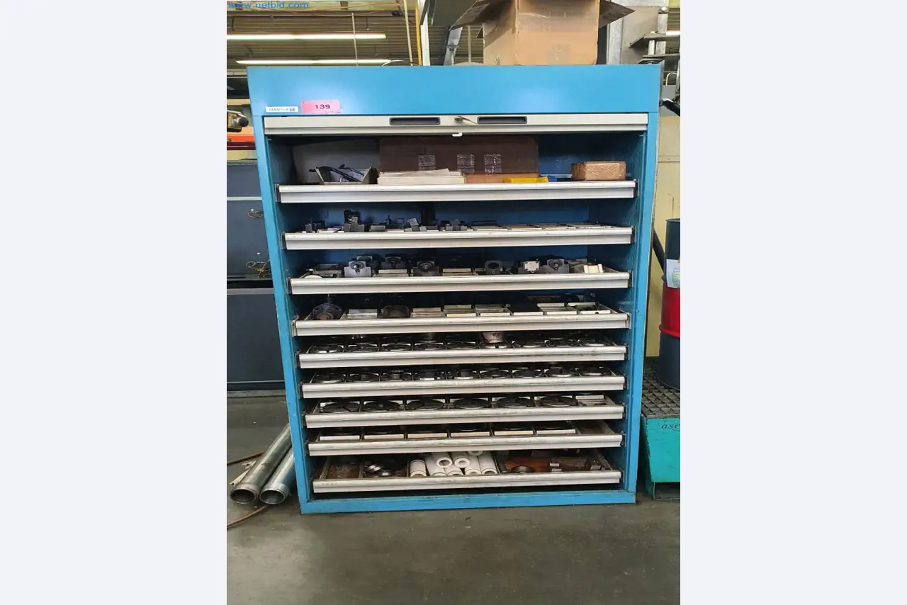 Stroje na výrobu frézovaných, soustružených a broušených dílů-2