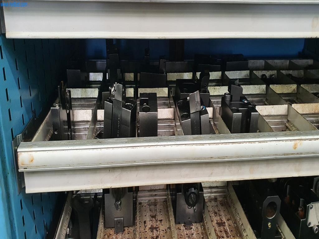 Maschinen zur Herstellung von Fräs-, Dreh- und Schleifteilen-3