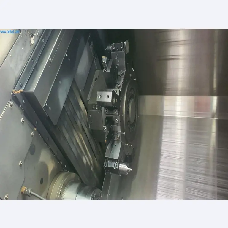 Máquinas para a produção de peças fresadas, torneadas e rectificadas-6