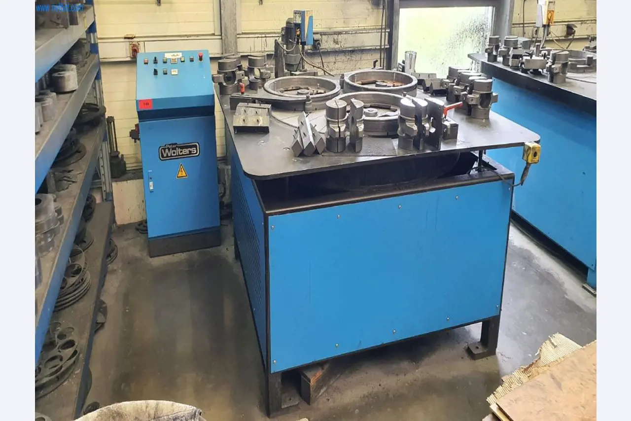 Máquinas para a produção de peças fresadas, torneadas e rectificadas-1