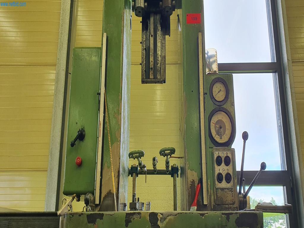 Maszyny do produkcji części frezowanych, toczonych i szlifowanych-2