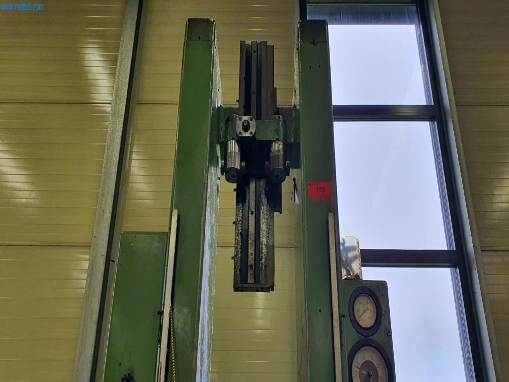 Maszyny do produkcji części frezowanych, toczonych i szlifowanych-3