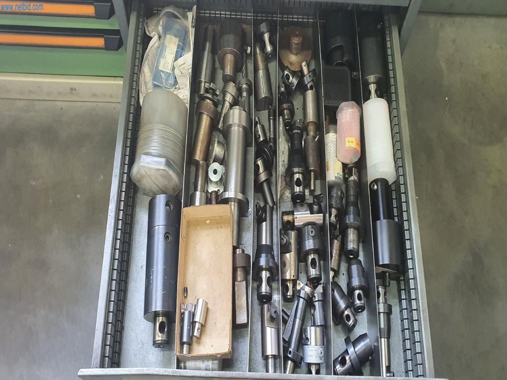 Maszyny do produkcji części frezowanych, toczonych i szlifowanych-10