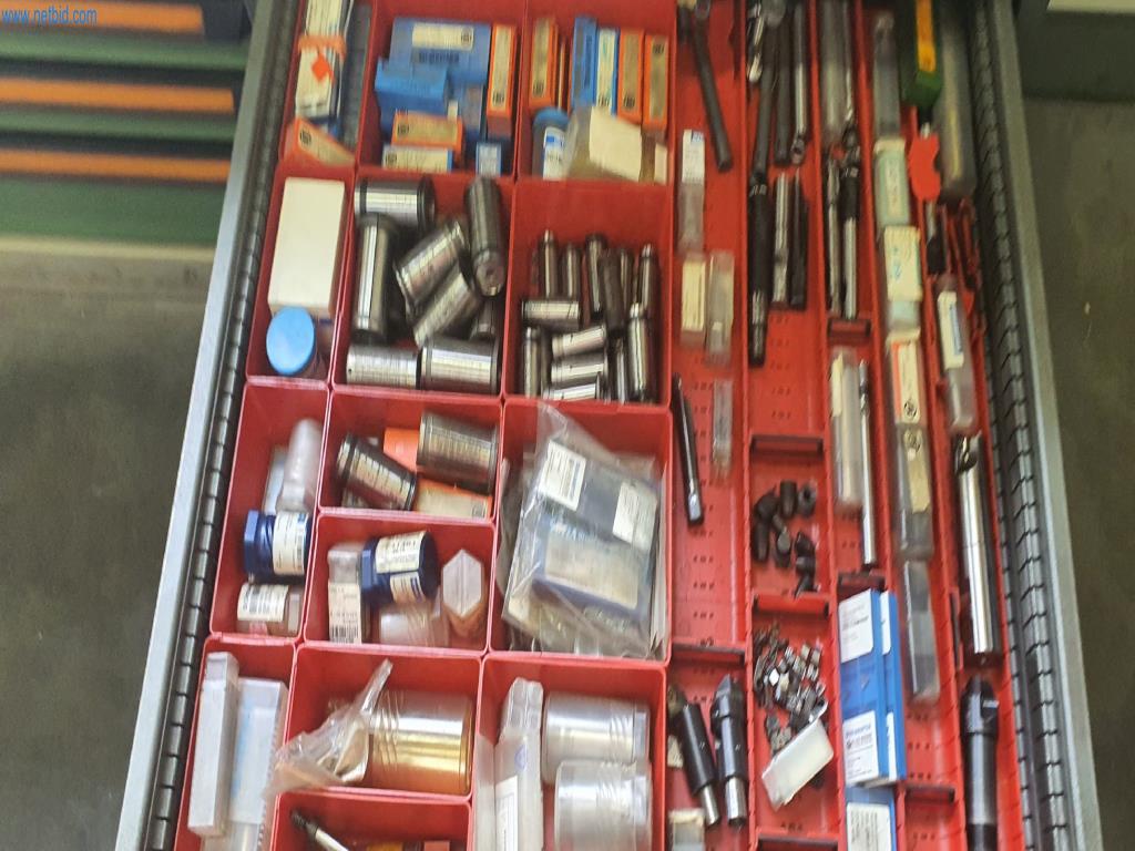 Maszyny do produkcji części frezowanych, toczonych i szlifowanych-9