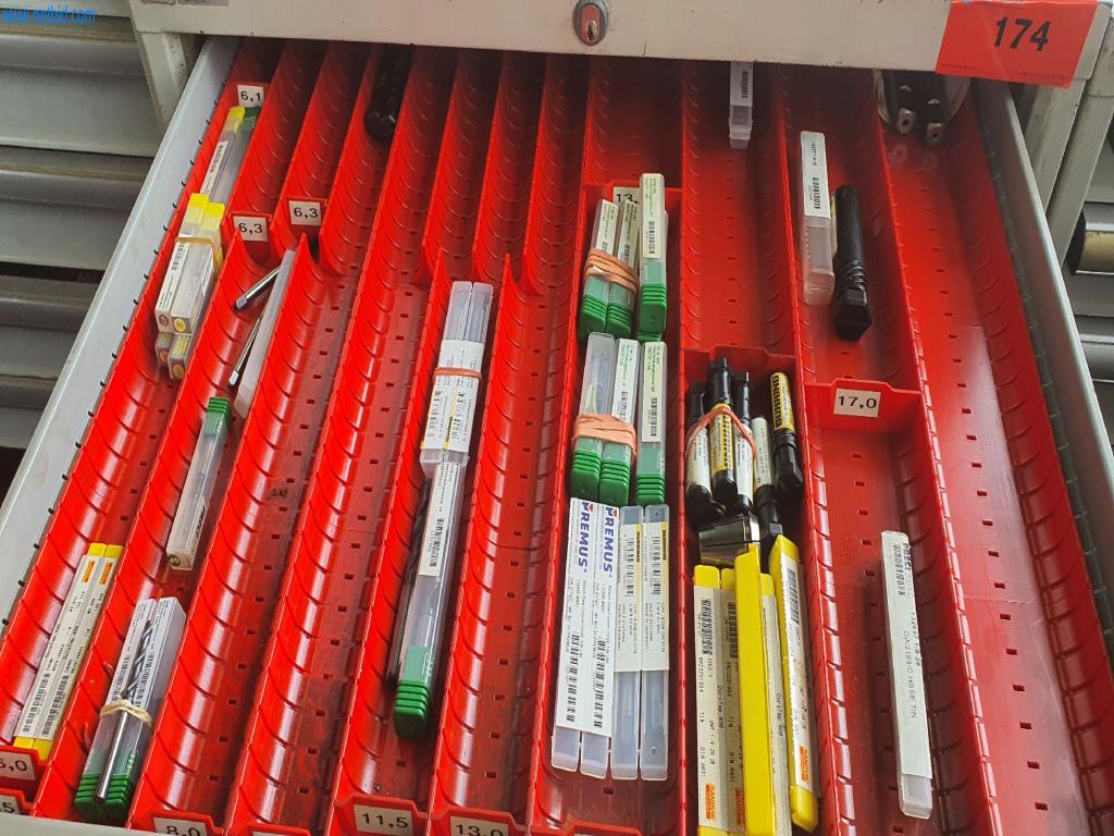 Maszyny do produkcji części frezowanych, toczonych i szlifowanych-2