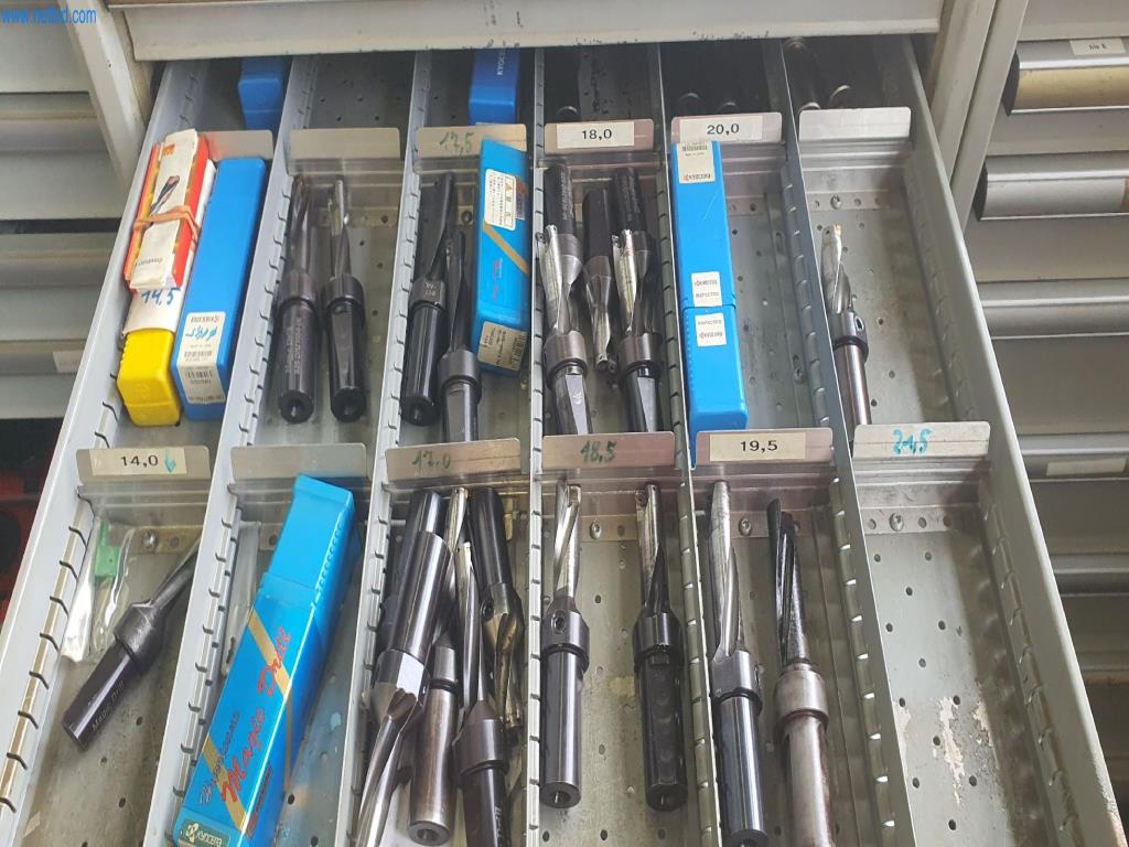 Maszyny do produkcji części frezowanych, toczonych i szlifowanych-3