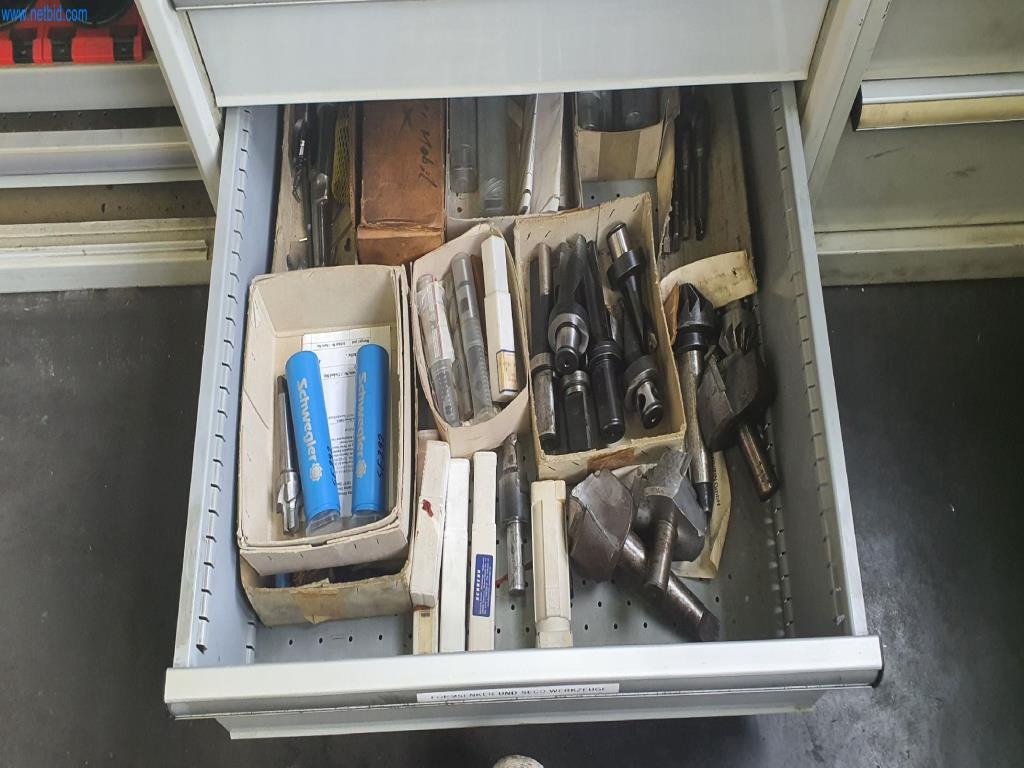 Maszyny do produkcji części frezowanych, toczonych i szlifowanych-8