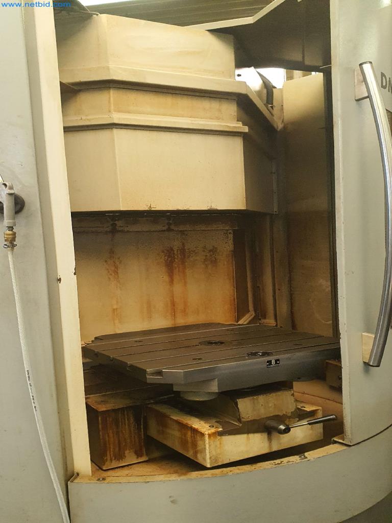 Maschinen zur Herstellung von Fräs-, Dreh- und Schleifteilen-16