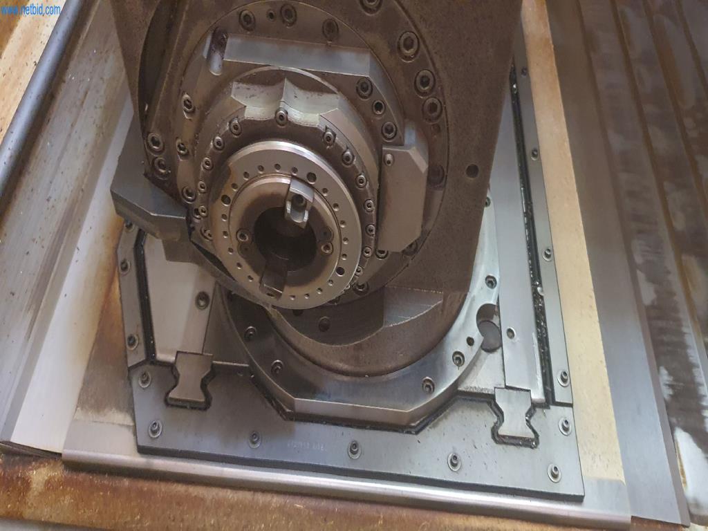 Maschinen zur Herstellung von Fräs-, Dreh- und Schleifteilen-5