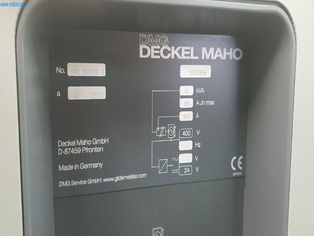 Maschinen zur Herstellung von Fräs-, Dreh- und Schleifteilen-8