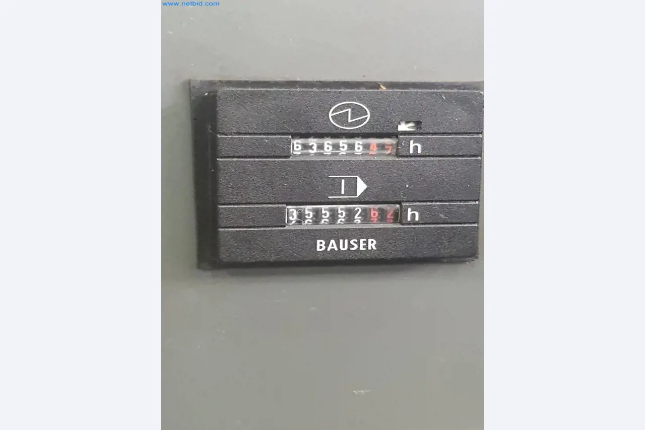 Máquinas para a produção de peças fresadas, torneadas e rectificadas-10