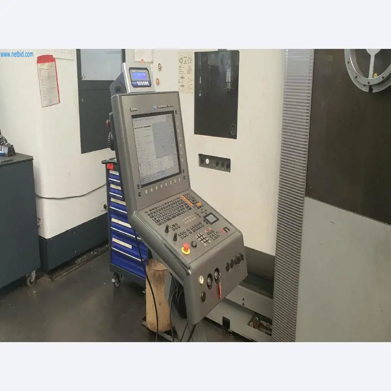 Máquinas para a produção de peças fresadas, torneadas e rectificadas-3