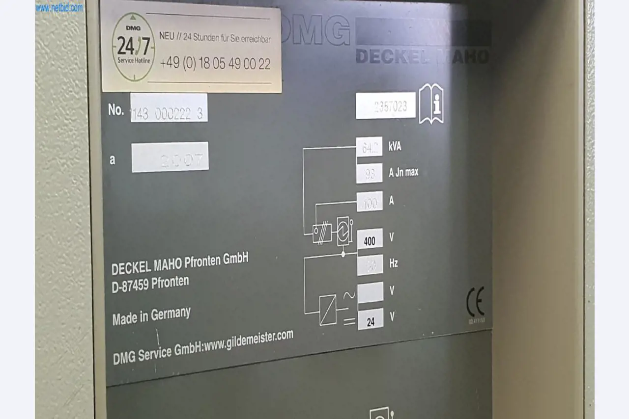 Máquinas para a produção de peças fresadas, torneadas e rectificadas-9