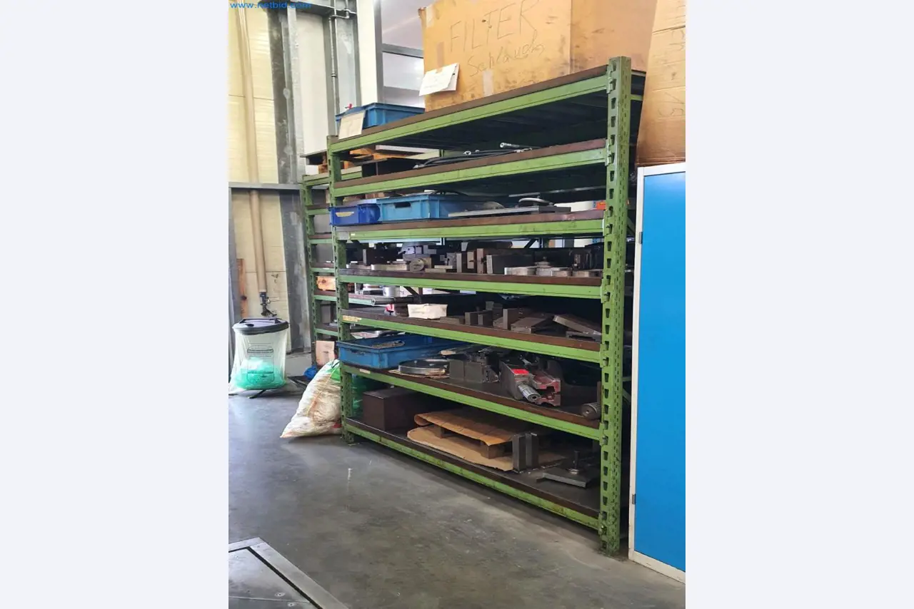 Stroje na výrobu frézovaných, soustružených a broušených dílů-1