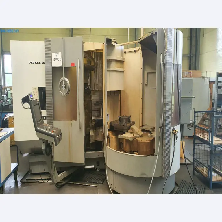 Machines pour la fabrication de pièces de fraisage, de tournage et de rectification-1