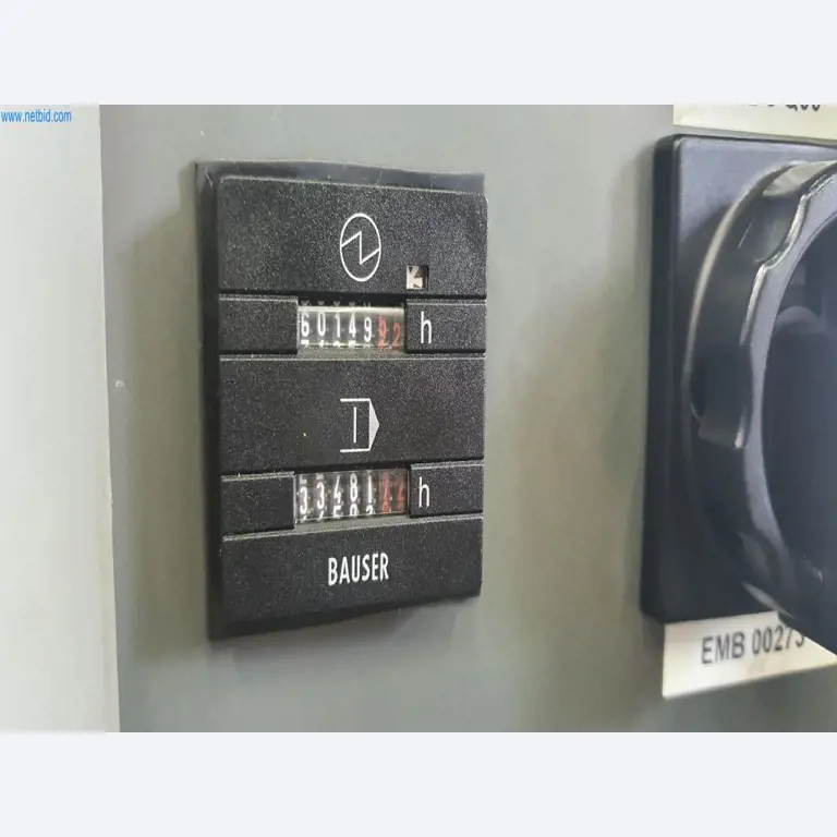 Machines pour la fabrication de pièces de fraisage, de tournage et de rectification-9