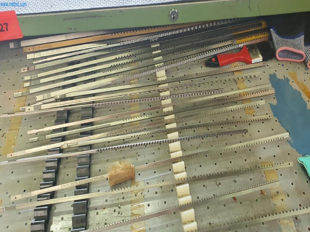 Maszyny do produkcji części frezowanych, toczonych i szlifowanych-4