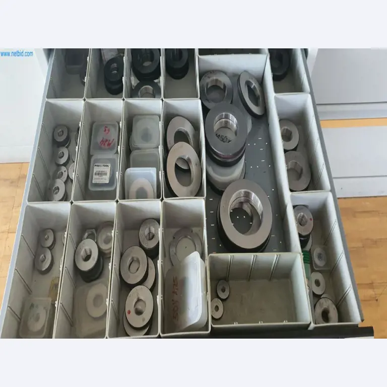 Stroji za proizvodnjo rezkanih, struženih in brušenih delov-10