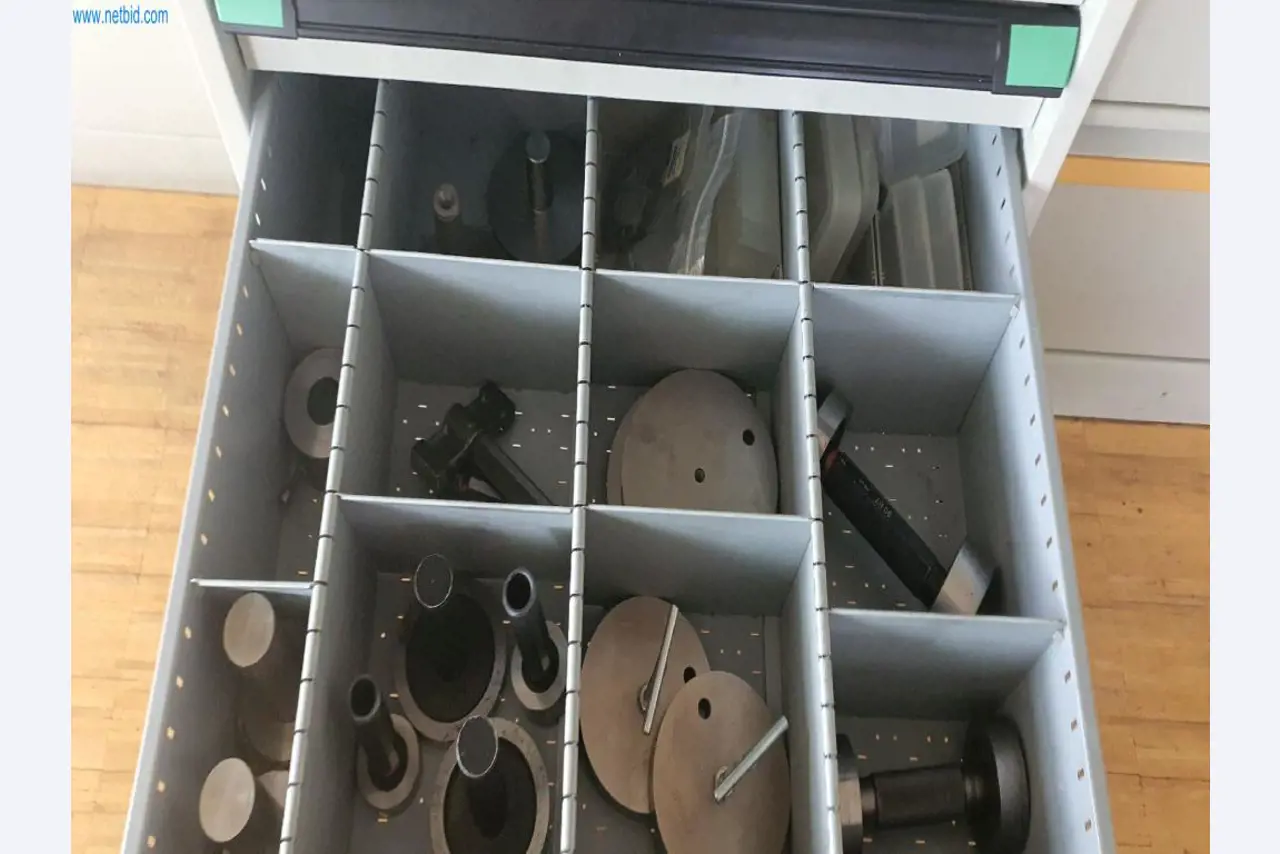 Stroji za proizvodnjo rezkanih, struženih in brušenih delov-12