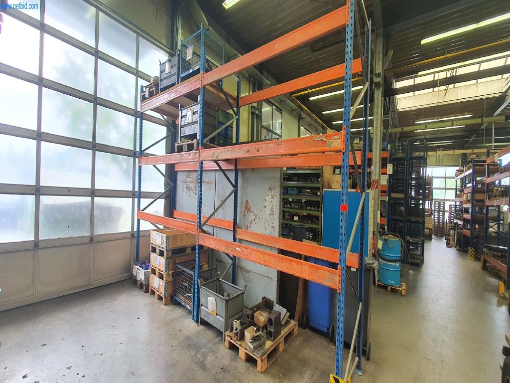 Maschinen zur Herstellung von Fräs-, Dreh- und Schleifteilen-1