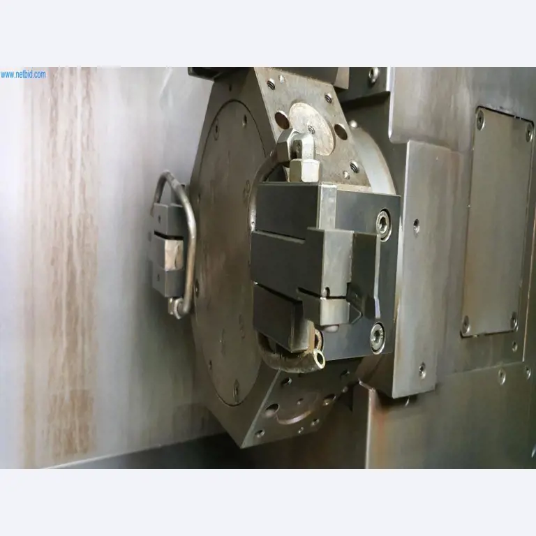 Máquinas para a produção de peças fresadas, torneadas e rectificadas-5