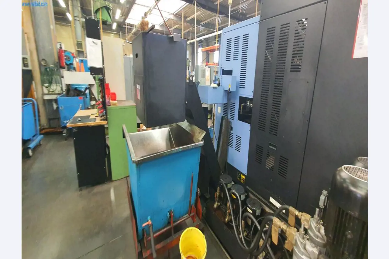 Maschinen zur Herstellung von Fräs-, Dreh- und Schleifteilen-12