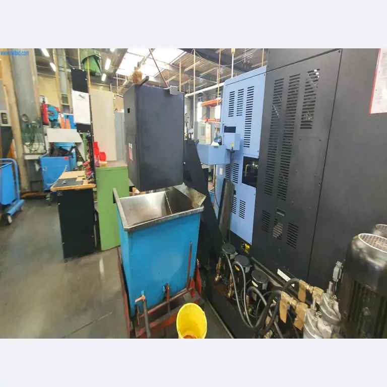 Maschinen zur Herstellung von Fräs-, Dreh- und Schleifteilen-12