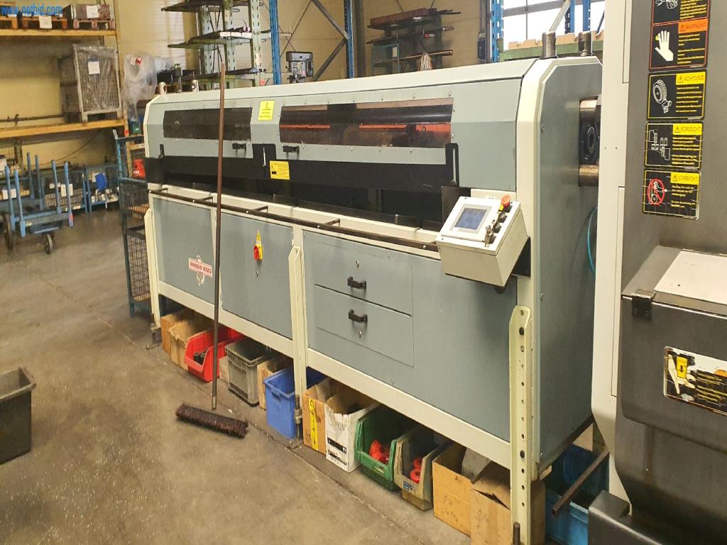 Maschinen zur Herstellung von Fräs-, Dreh- und Schleifteilen-14