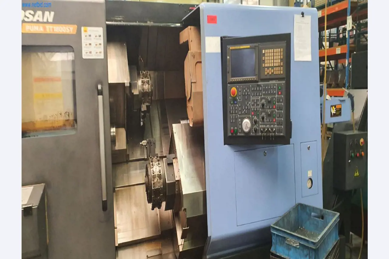 Maschinen zur Herstellung von Fräs-, Dreh- und Schleifteilen-15