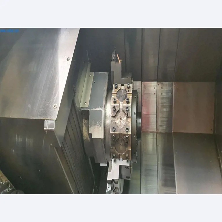 Maschinen zur Herstellung von Fräs-, Dreh- und Schleifteilen-4