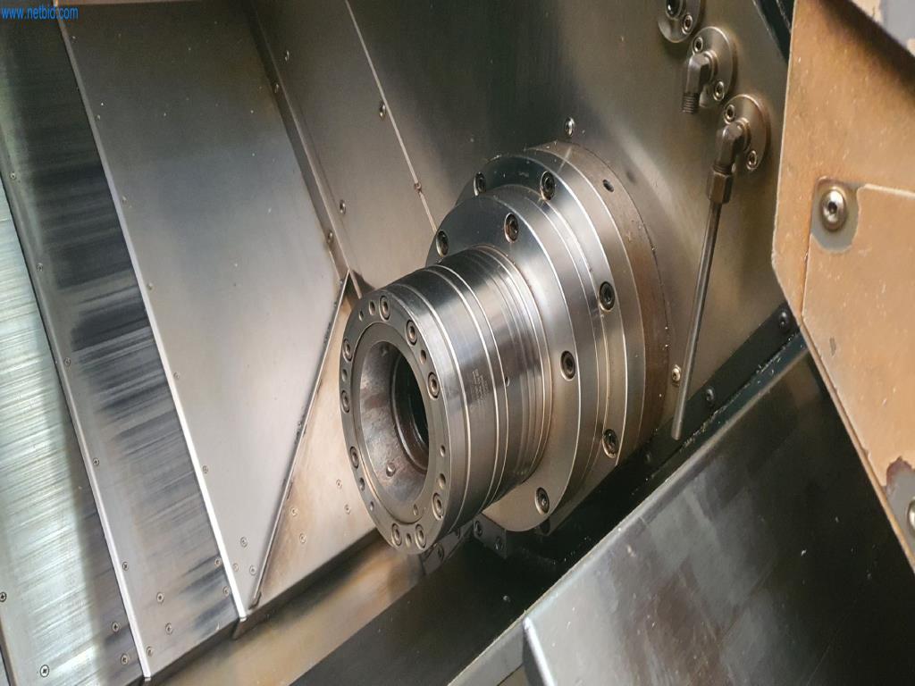 Maschinen zur Herstellung von Fräs-, Dreh- und Schleifteilen-8