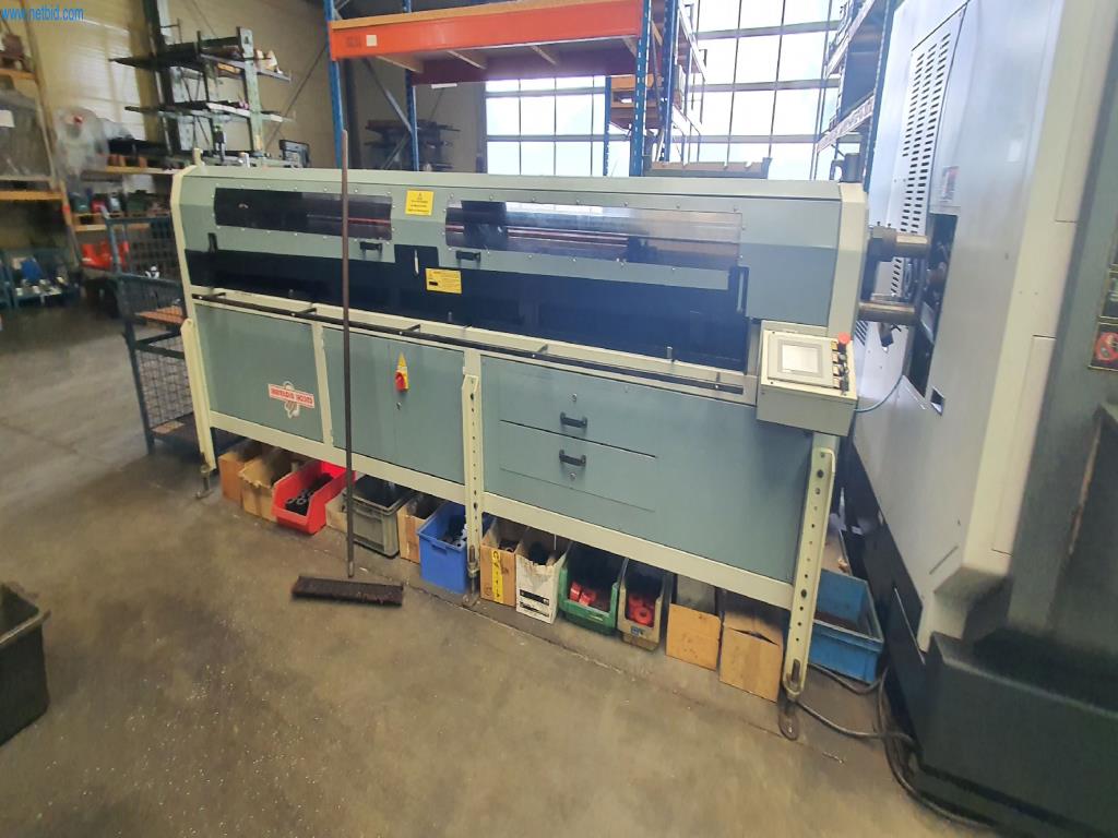 Maschinen zur Herstellung von Fräs-, Dreh- und Schleifteilen-9