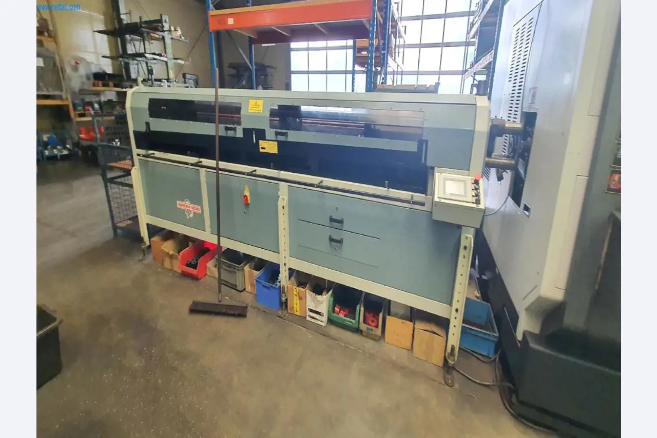 Maschinen zur Herstellung von Fräs-, Dreh- und Schleifteilen-9