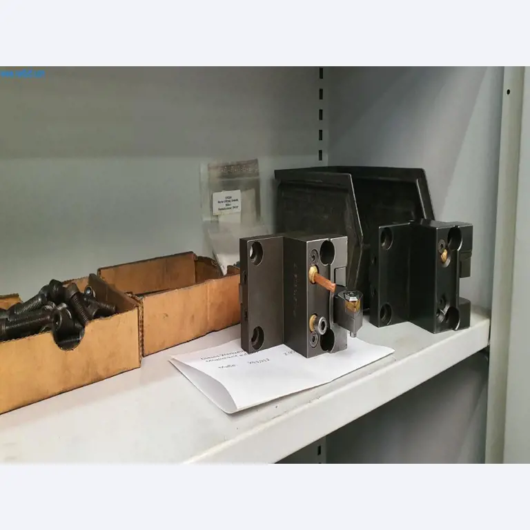 Máquinas para a produção de peças fresadas, torneadas e rectificadas-2