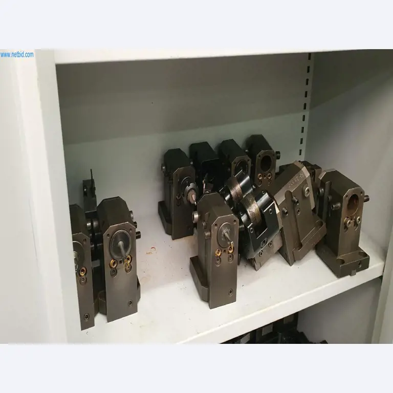 Máquinas para a produção de peças fresadas, torneadas e rectificadas-3