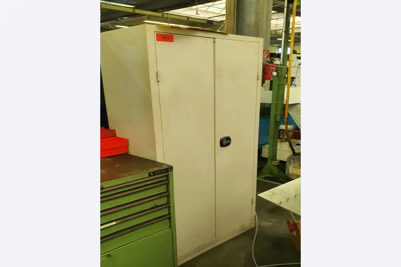 Stroje na výrobu frézovaných, soustružených a broušených dílů-1