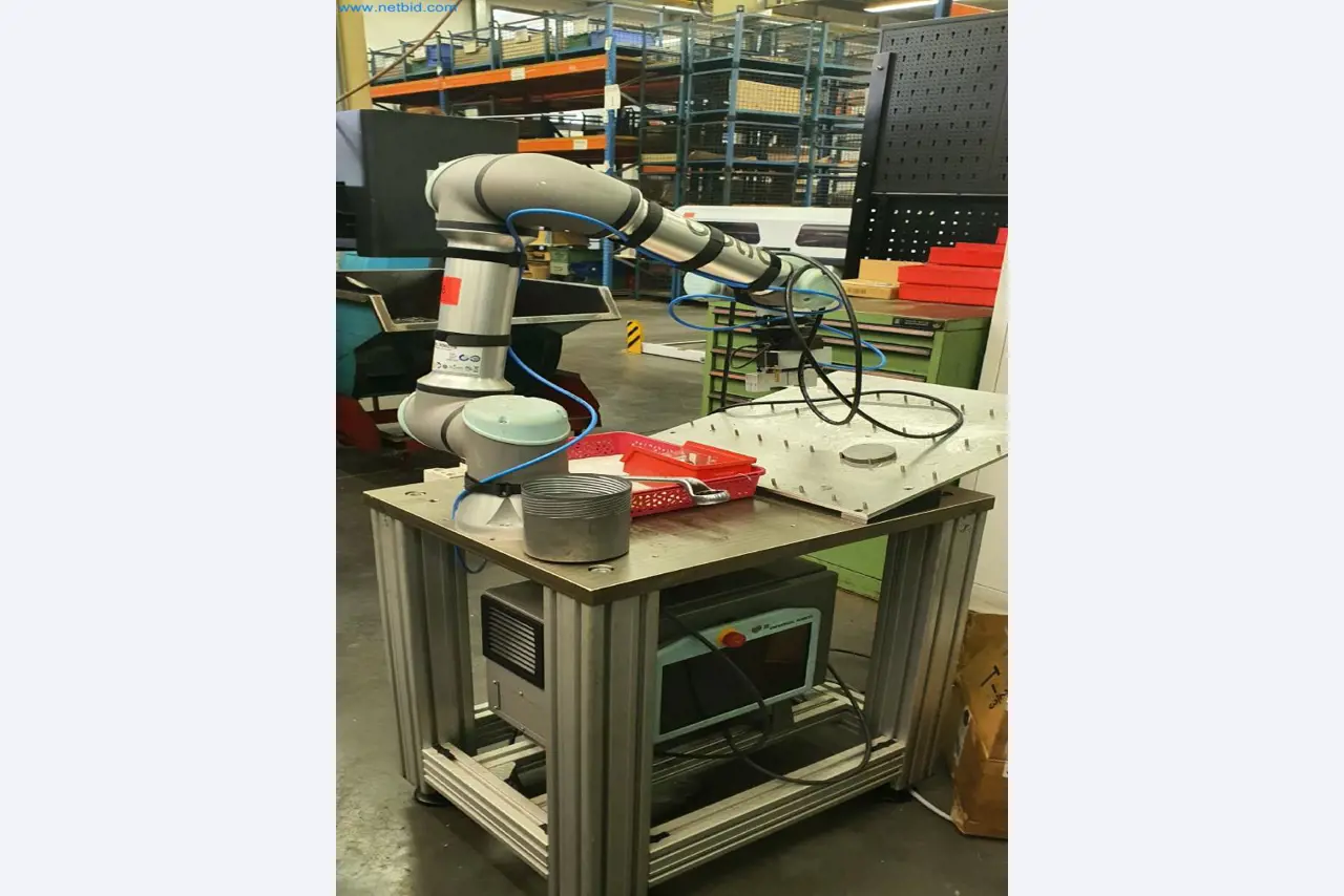 Máquinas para a produção de peças fresadas, torneadas e rectificadas-4