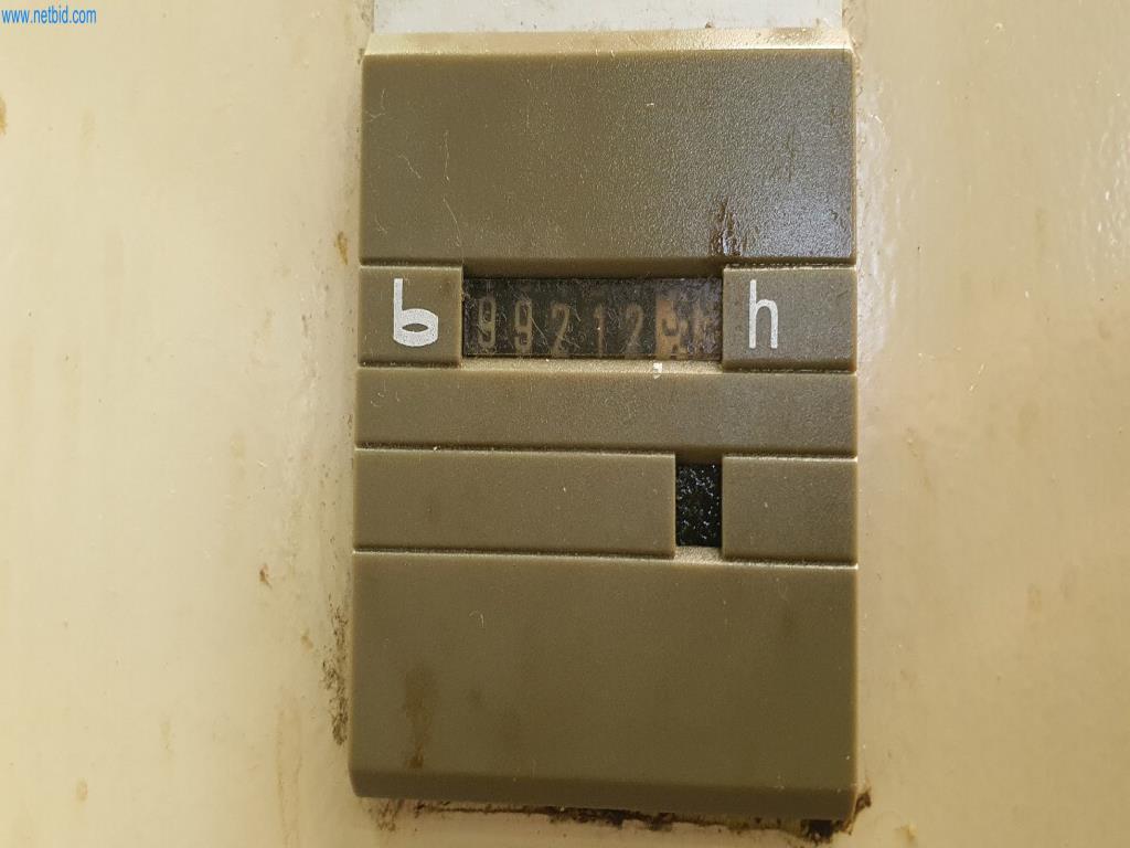 Maszyny do produkcji części frezowanych, toczonych i szlifowanych-13