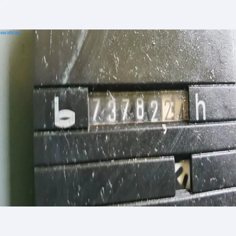 Máquinas para a produção de peças fresadas, torneadas e rectificadas-10