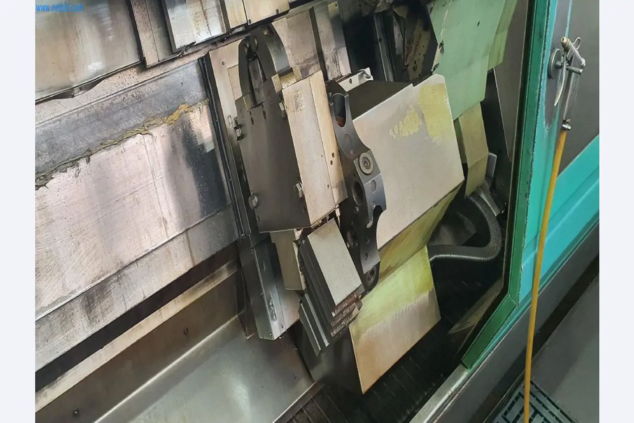 Máquinas para a produção de peças fresadas, torneadas e rectificadas-5