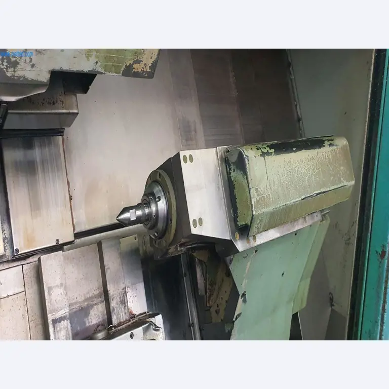 Máquinas para a produção de peças fresadas, torneadas e rectificadas-6