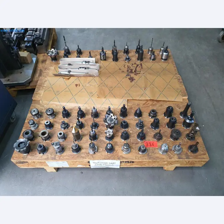 Máquinas para a produção de peças fresadas, torneadas e rectificadas-1